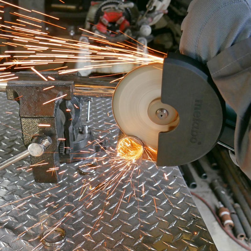 cutting stainless steel